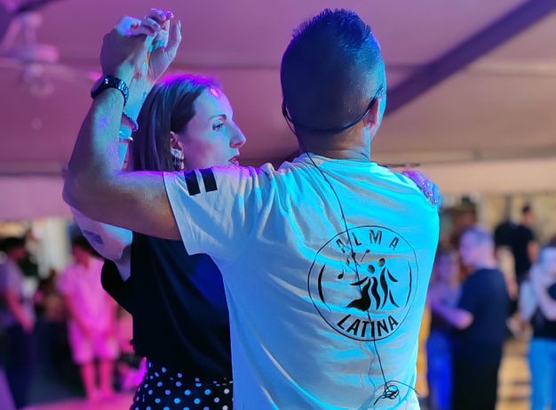 Danse Salsa avec Nelly